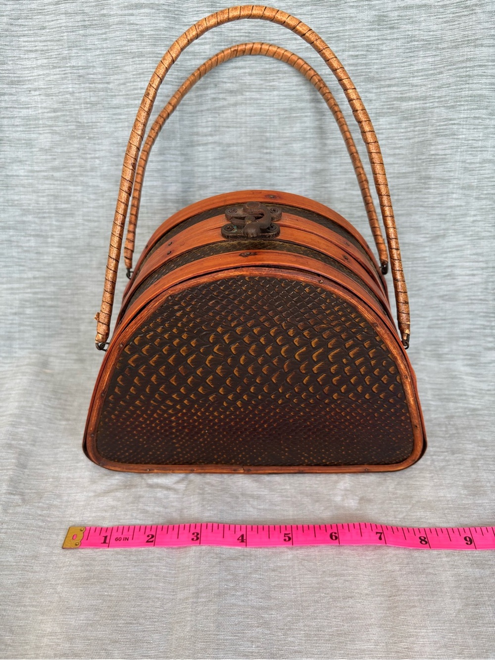 Vintage wooden purse - Picture 2 of 3